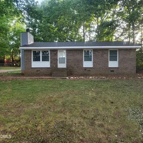 443 Park Ave, Youngsville, NC 27596