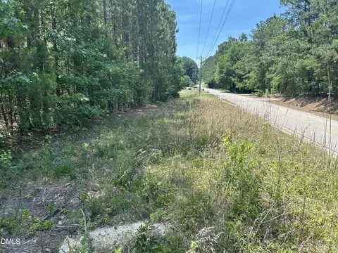 9731 Old Middlesex Rd, Middlesex, NC 27557 photo 5