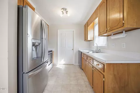 Kitchen - 15 Loop Rd, Archer Lodge, NC 27527 photo 1 of 3