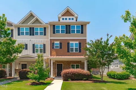 982 Tender Dr, Apex, NC 27502