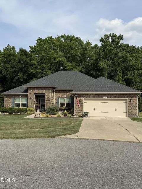 44 Drake Dr, Benson, NC 27504