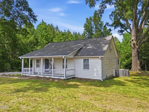 2568 Nc Highway 96 S, Franklinton, NC 27525