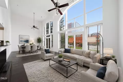 200 S Dawson St #111, Raleigh, NC 27601