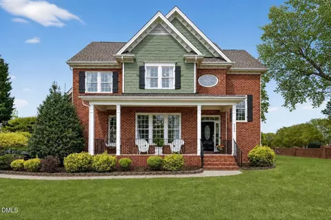 2400 Stewart St, Fuquay Varina, NC 27526