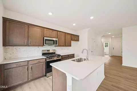 600 Rosy Ct, Rolesville, NC 27571