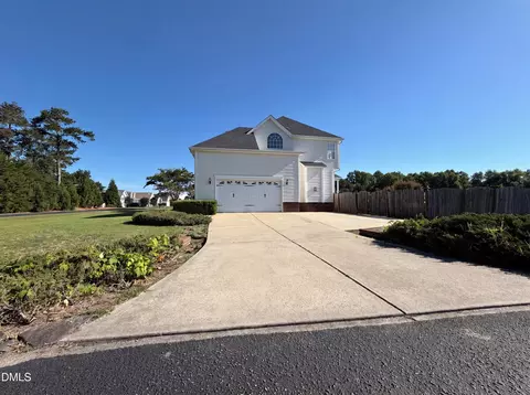 Exterior - 8100 Mosby Way, Willow Spring, NC 27592 photo 2 of 7