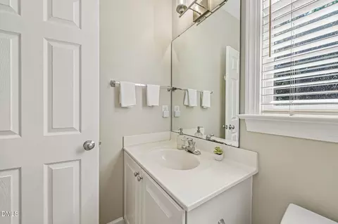 Bath - 8512 Hampton Chase Ct, Wake Forest, NC 27587 photo 1 of 5