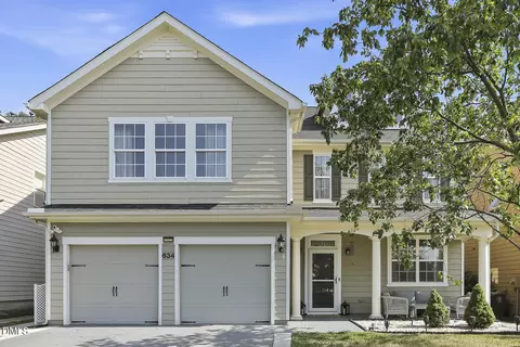 634 Piper Stream Cir, Cary, NC 27519