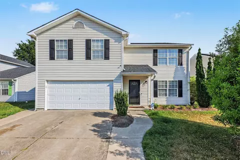 3700 Watkins Ridge Ct, Raleigh, NC 27616