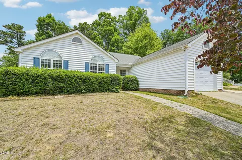 6816 Coventry Ridge Rd, Raleigh, NC 27616
