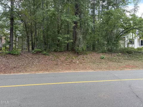 106 Shawnee Dr, Louisburg, NC 27549