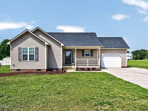 136 Middle Landing Dr, Smithfield, NC 27577