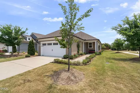 1645 White Admiral St, Fuquay Varina, NC 27526