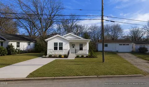 2015 Todd St, Greensboro, NC 27406