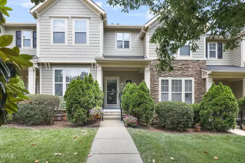 109 Haybarn Ct, Apex, NC 27502