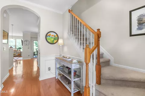 109 Haybarn Ct, Apex, NC 27502