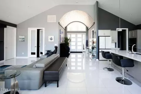 Entry Way - 111 Vanore Rd, West End, NC 27376 photo 2 of 5