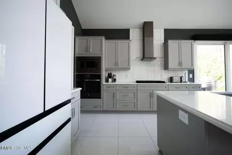 Kitchen - 111 Vanore Rd, West End, NC 27376 photo 6 of 8