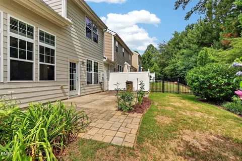 Exterior - 357 Hammond Oak Ln, Wake Forest, NC 27587 photo 5 of 9