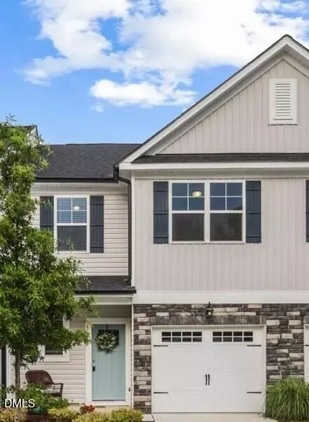 17 Village Edge Dr, Lillington, NC 27546