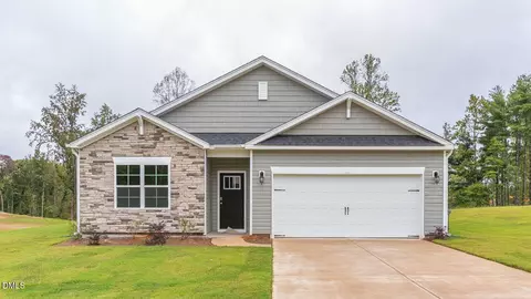 1552 Aberdeen Dr, Mebane, NC 27302