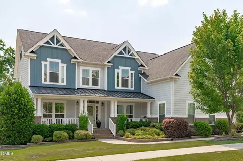 1813 Venezia Way, Apex, NC 27502