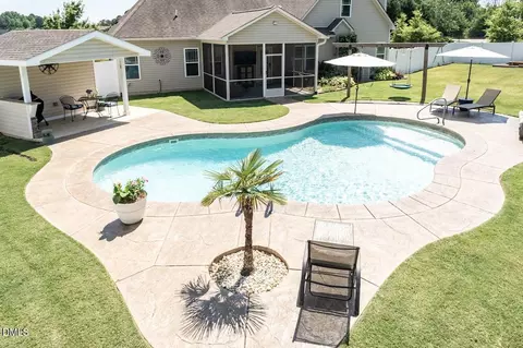27 Kyndallee Ln, Garner, NC 27529