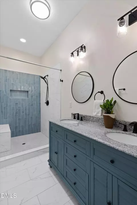 Bath - 1007 Rosedale Ave, Durham, NC 27707 photo 5 of 8