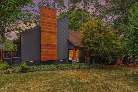 1605 Lakepark Dr, Raleigh, NC 27612