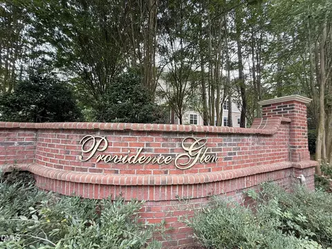 124 Providence Glen Dr, Chapel Hill, NC 27514