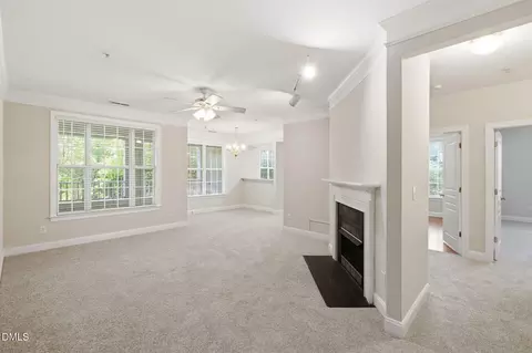 124 Providence Glen Dr, Chapel Hill, NC 27514