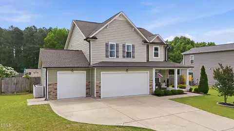 43 Star Valley Dr, Angier, NC 27501