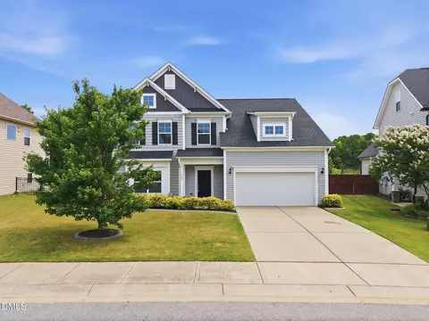 209 Royal Oak Ln, Garner, NC 27529