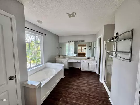 Bath - 105 New Timber Path, Apex, NC 27502 photo 2 of 4