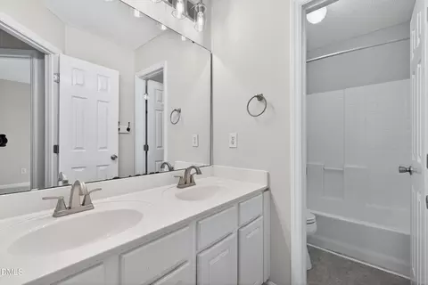 Bath - 1402 Willow Leaf Way, Apex, NC 27502 photo 4 of 4
