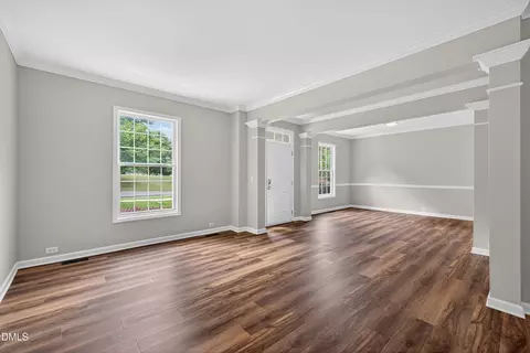 Living - 1402 Willow Leaf Way, Apex, NC 27502 photo 2 of 5