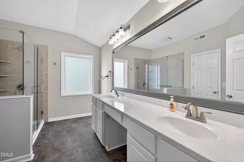 Bath - 1402 Willow Leaf Way, Apex, NC 27502 photo 1 of 4