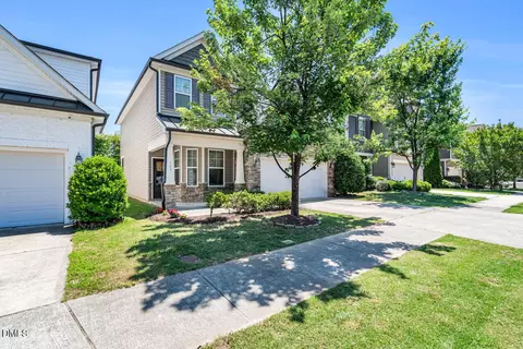 125 Station Dr, Morrisville, NC 27560