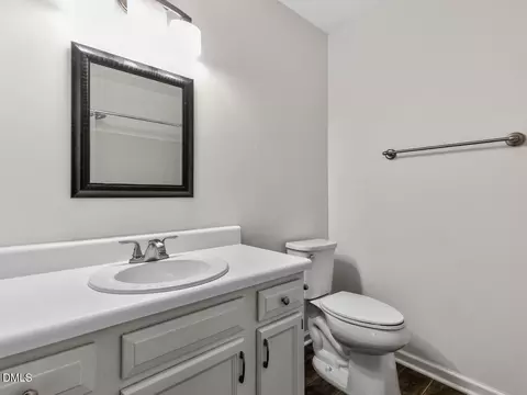 Bath - 727 Avery St, Garner, NC 27529 photo 2 of 2