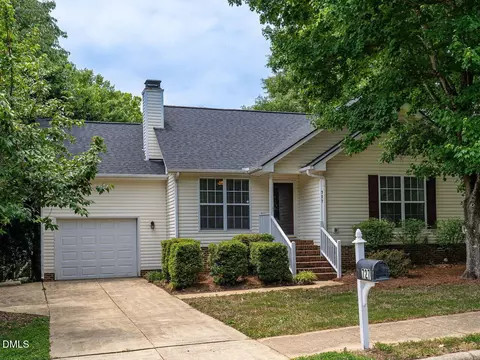 Exterior - 727 Avery St, Garner, NC 27529 photo 2 of 5