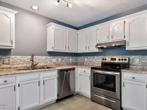 Kitchen - 727 Avery St, Garner, NC 27529 photo 4 of 4