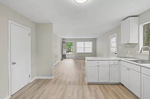 2720 Thelma St, Durham, NC 27704