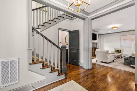 410 Wayne Dr, Raleigh, NC 27608 photo 9
