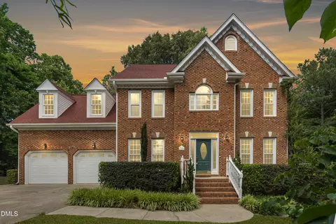 1000 S Knoll Ct, Raleigh, NC 27603