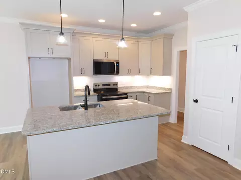 35 Copper Penny Rd, Zebulon, NC 27597