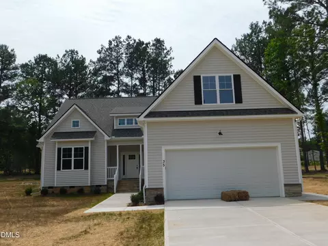 35 Copper Penny Rd, Zebulon, NC 27597