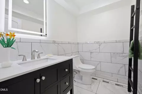 Bath - 910 Tarik Dr, Durham, NC 27707 photo 5 of 8