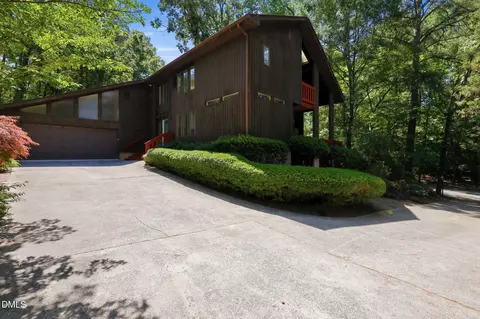 Exterior - 910 Tarik Dr, Durham, NC 27707 photo 6 of 12
