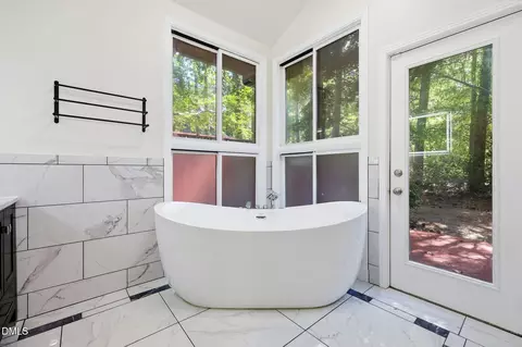 Bath - 910 Tarik Dr, Durham, NC 27707 photo 1 of 8