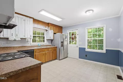 Kitchen - 103 Mabry Pl, Garner, NC 27529 photo 3 of 4